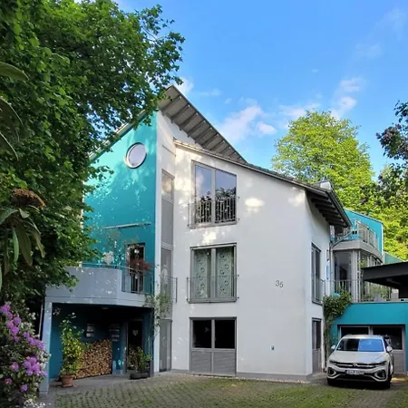 Hill Apartment